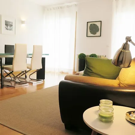 Appartement Charming - 2 Bedrooms & Garage