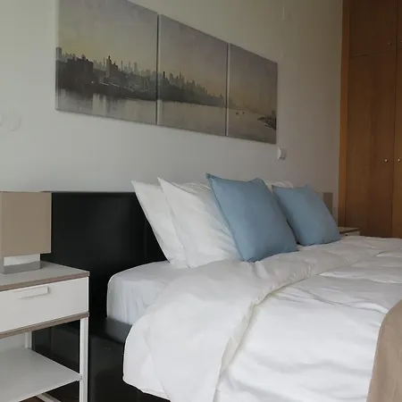Charming - 2 Bedrooms & Garage Lisboa
