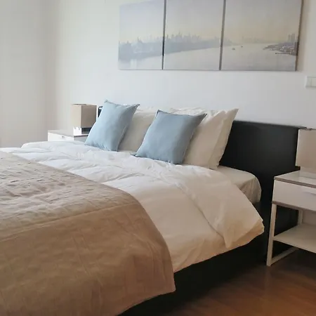 Charming - 2 Bedrooms & Garage * Lisboa