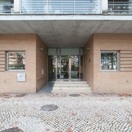 Daire Charming - 2 Bedrooms & Garage Lisboa