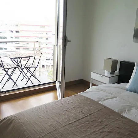 Lägenhet Charming - 2 Bedrooms & Garage Lisboa